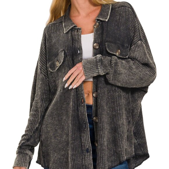 ZENANA LADES ACID WASH OVERSIZED COTTON BUTTON DOWN WAFFLE SHACKET - ASH BLACK - Picture 3 of 3